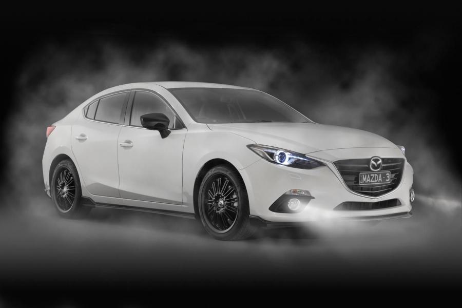  Mazda3 Kuroi Sports Package 2014 года  (фото 4 из 5)